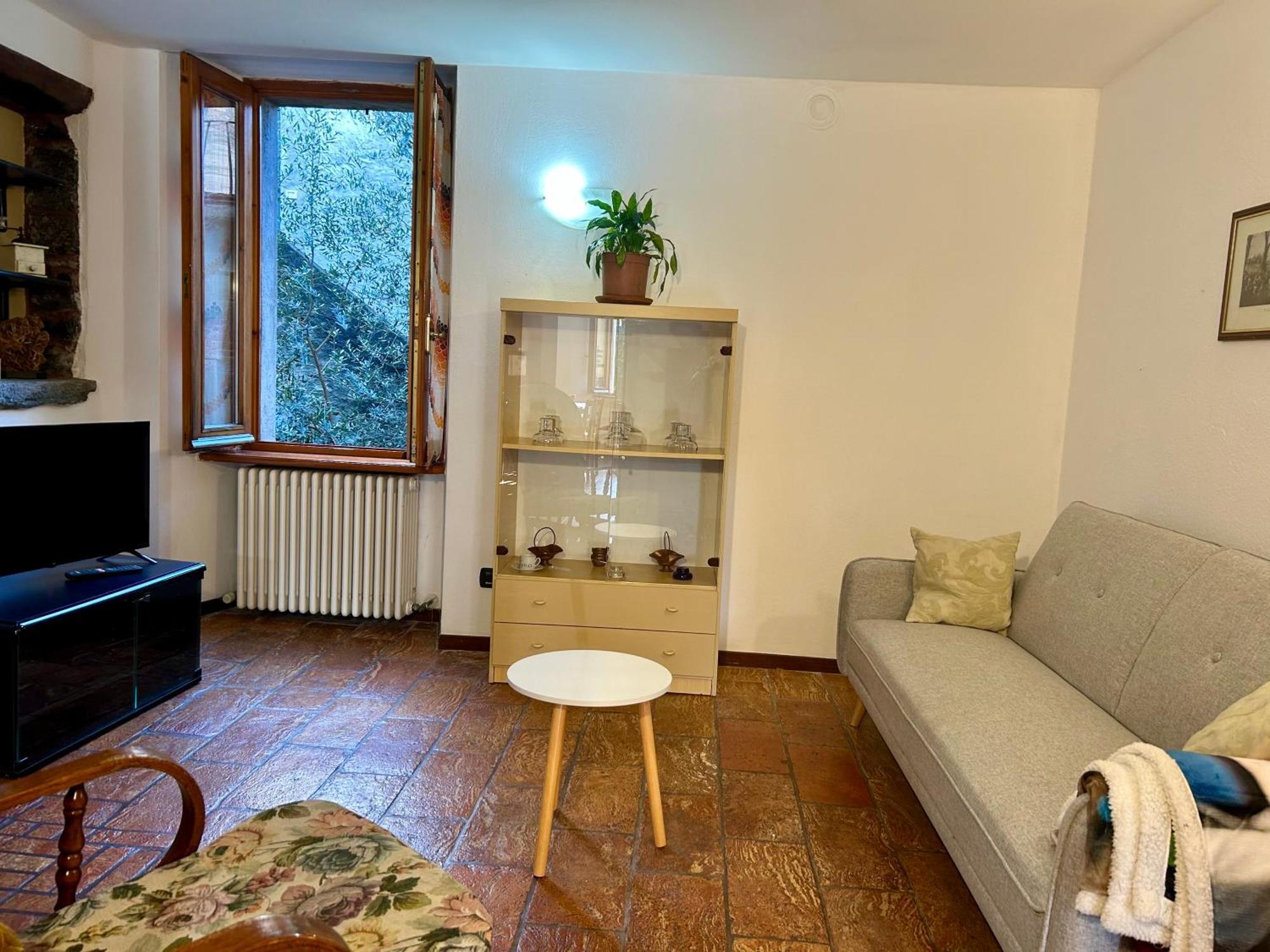 Al Civico 7 Villa Oliveto Lario Exterior photo