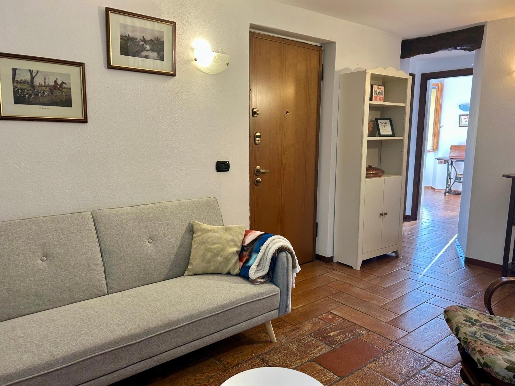Al Civico 7 Villa Oliveto Lario Exterior photo